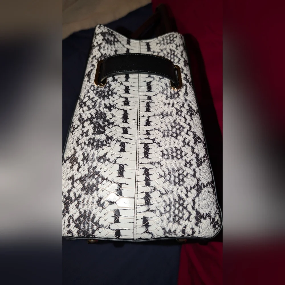 COACH Color Block Exotics Swagger Carryall LI/Black Satchel Black Multi NWT - Picture 9 of 12